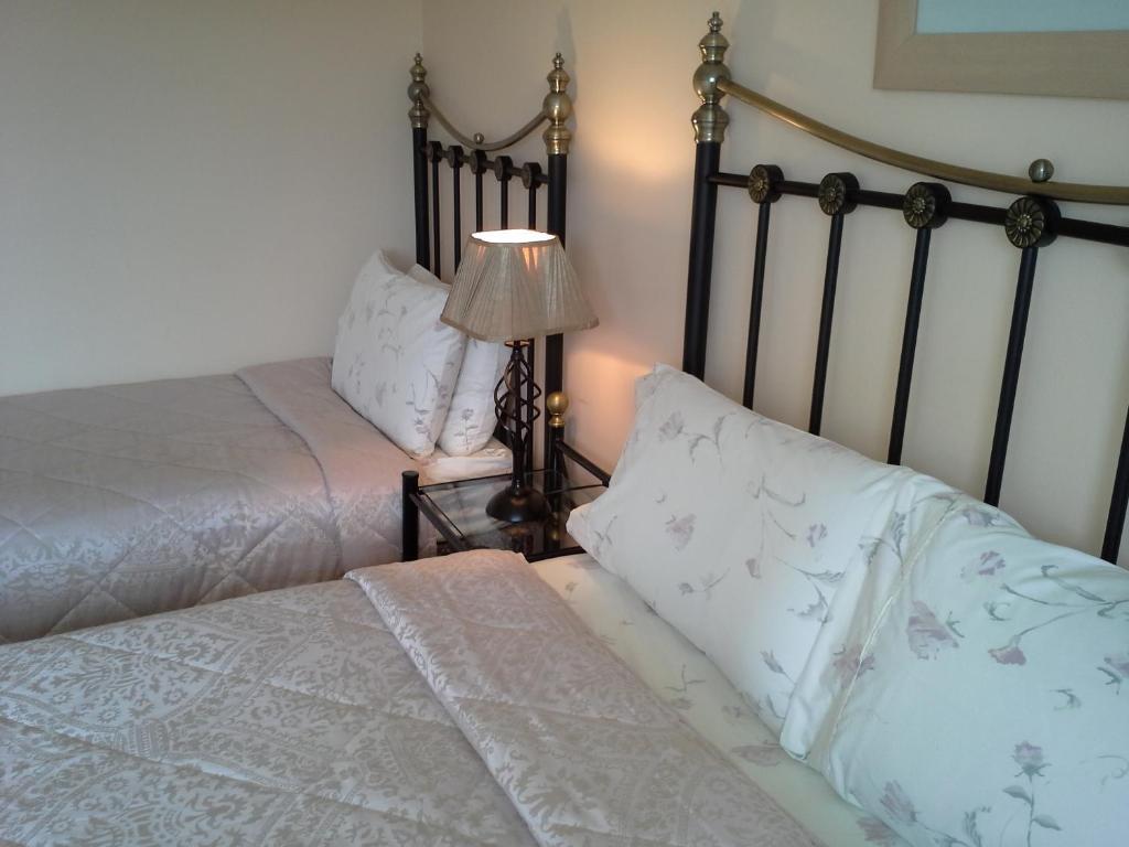 Fern Rock Bed And Breakfast Dromin Chambre photo