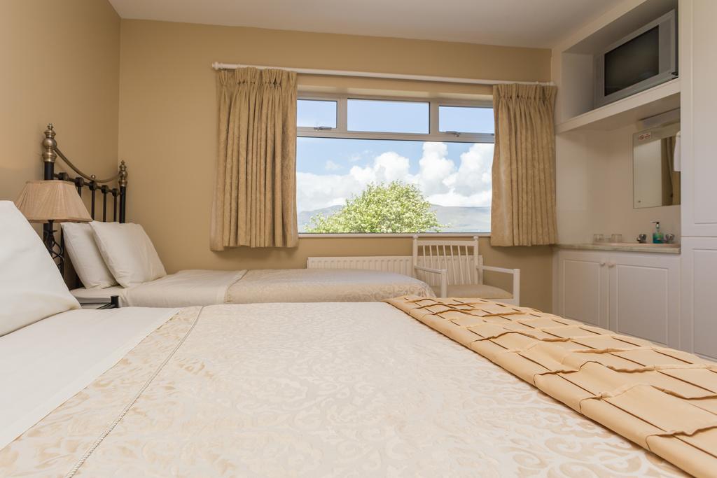 Fern Rock Bed And Breakfast Dromin Extérieur photo